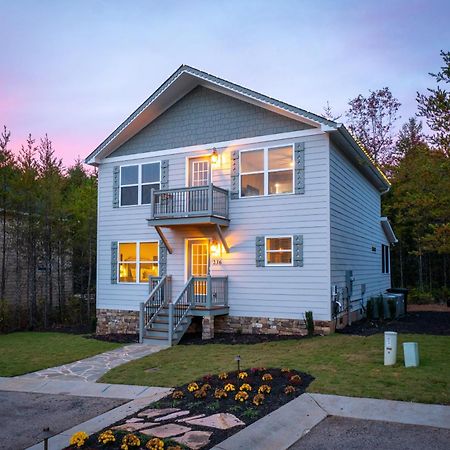 Par-Tee Haus I- Game Room & Hot Tub-Walk To Helen Exterior photo