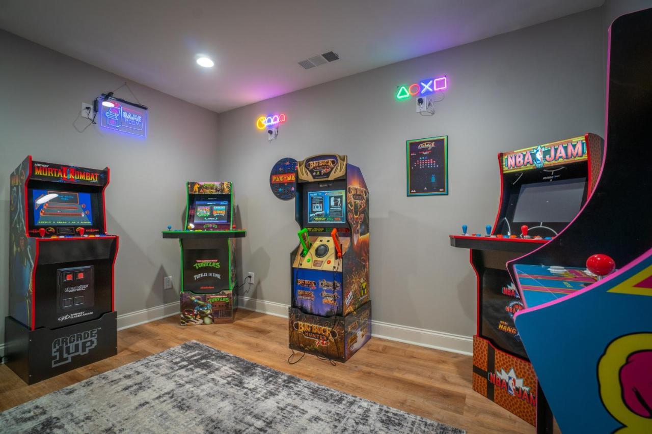 Par-Tee Haus I- Game Room & Hot Tub-Walk To Helen Exterior photo