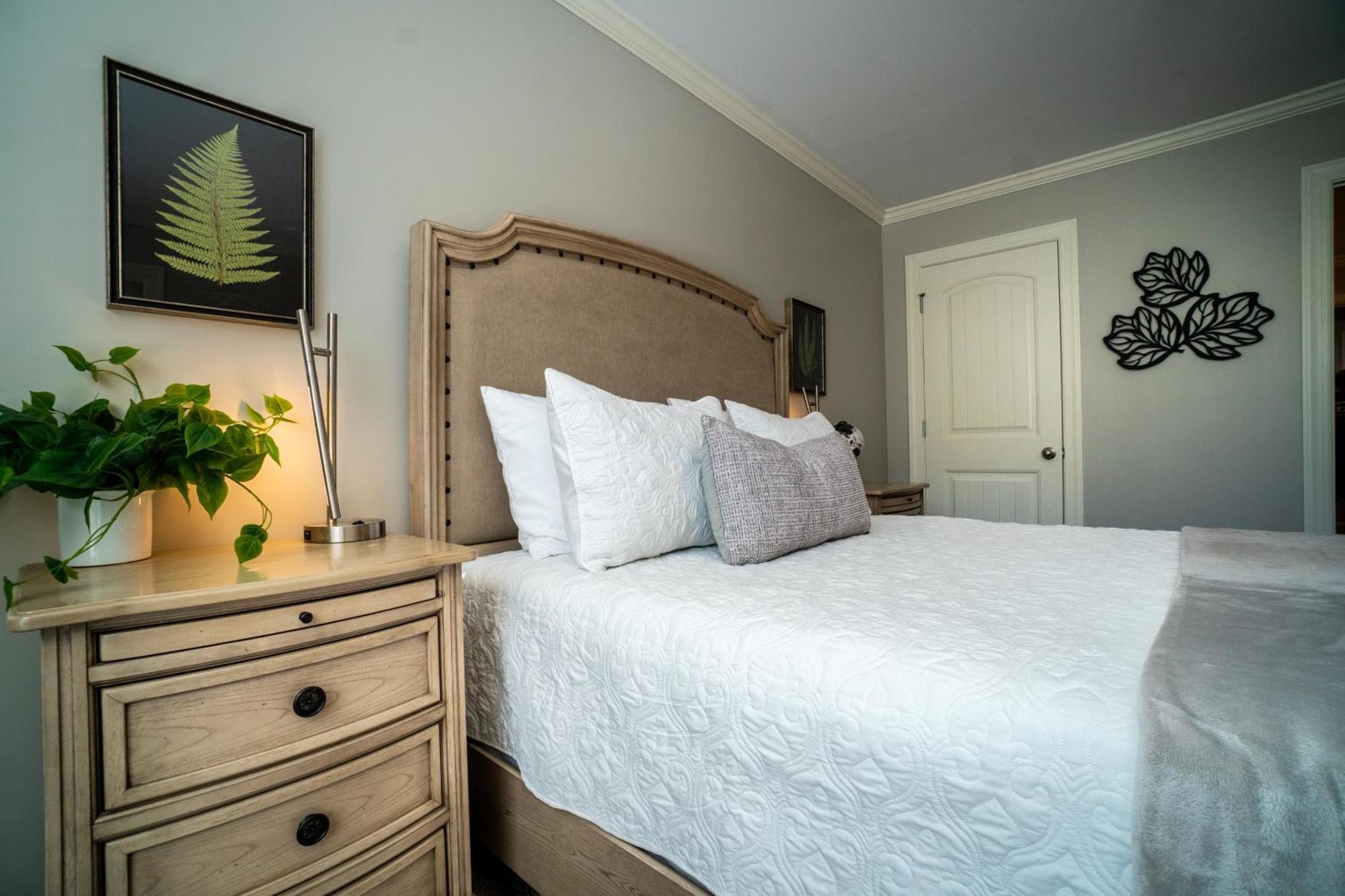Par-Tee Haus I- Game Room & Hot Tub-Walk To Helen Exterior photo