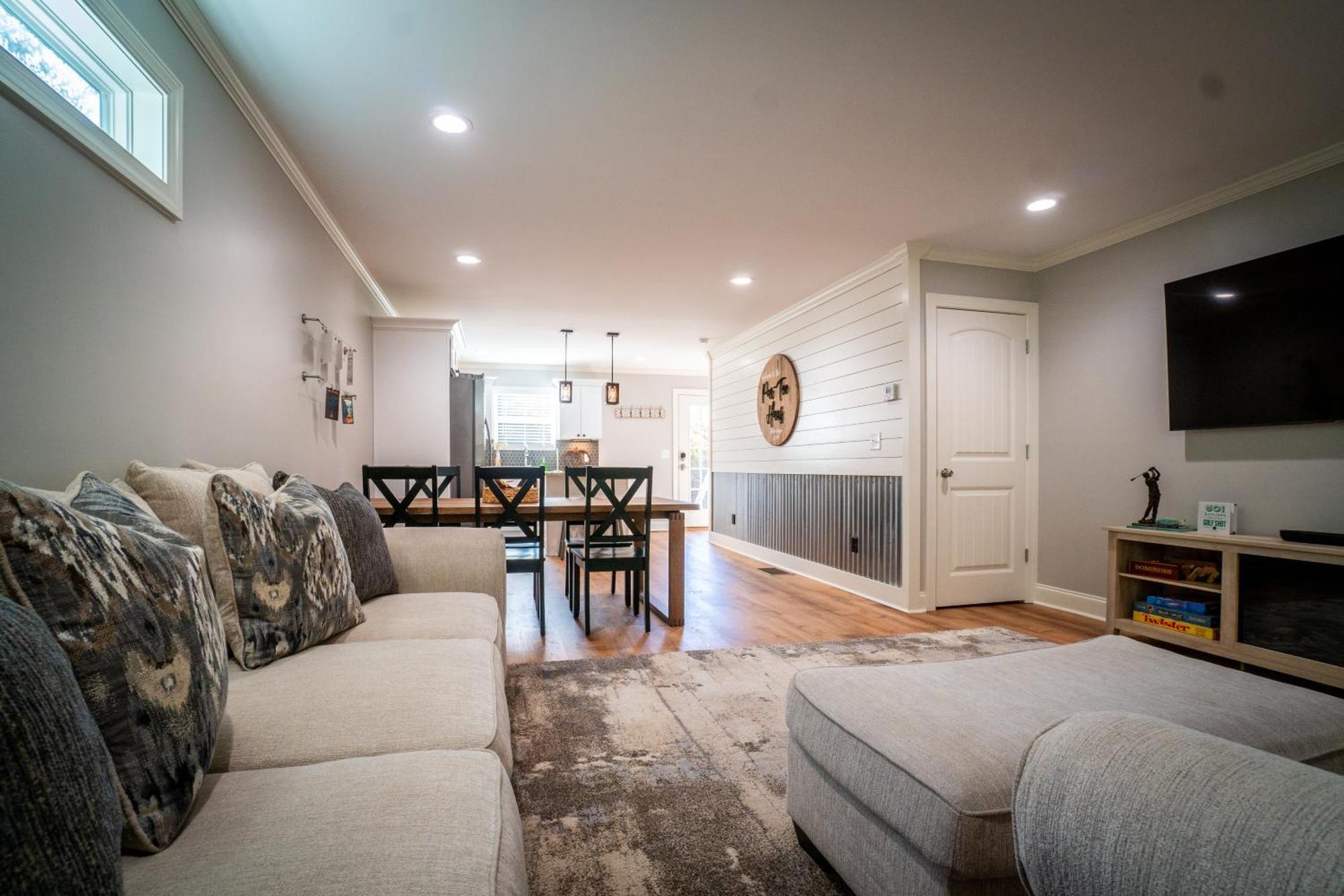 Par-Tee Haus I- Game Room & Hot Tub-Walk To Helen Exterior photo